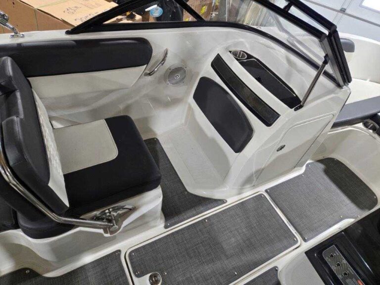 2020 Bayliner VR5 US-BLBX2215J920 [photo 5]